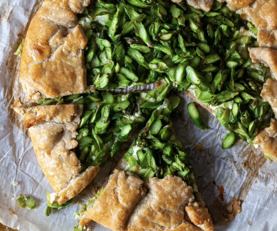 Spring asparagus galette — Recipes