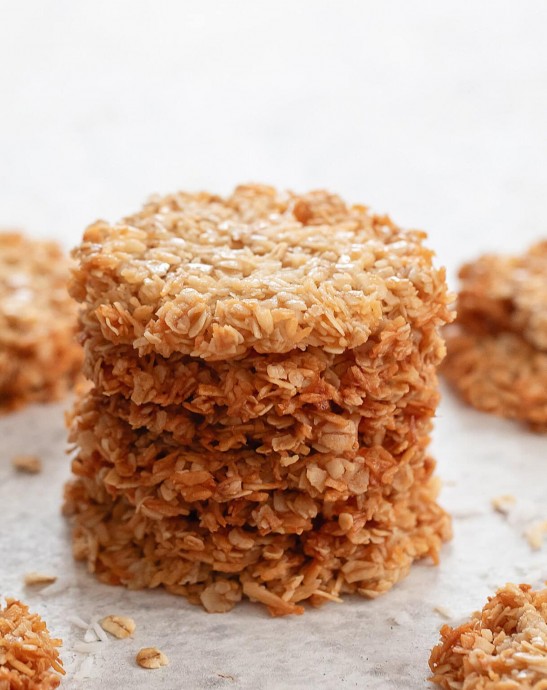 4 Ingredient Crispy Coconut Oatmeal Cookies