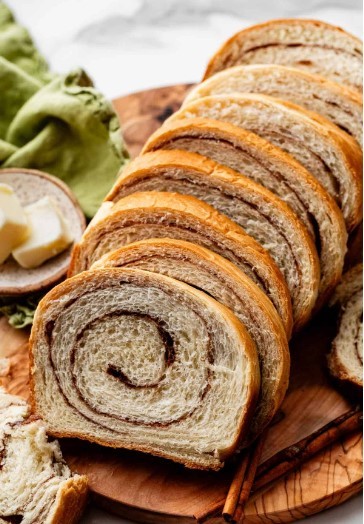 Homemade Cinnamon Swirl Bread