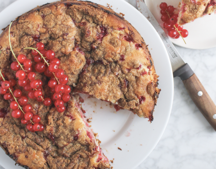 Red currant coffee cake
