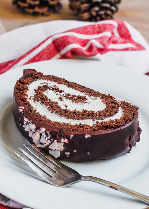 Chocolate Peppermint Swiss Roll