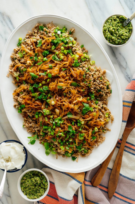 Mujadara (Lentils and Rice with Caramelized Onions)
