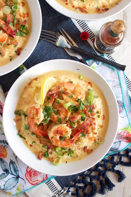 Cheesy Shrimp and Grits