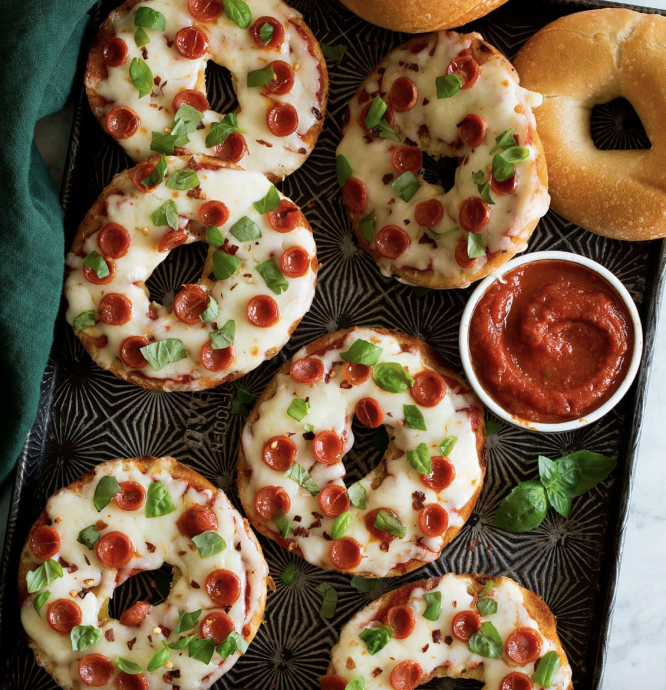 Pizza Bagels