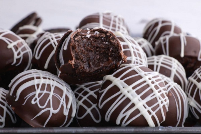 Oreo Balls (Oreo Truffles)