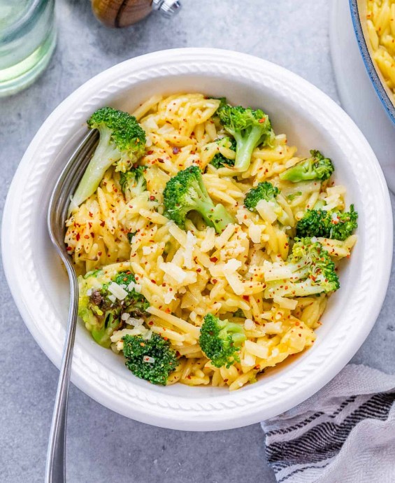 Broccoli Cheddar Orzo
