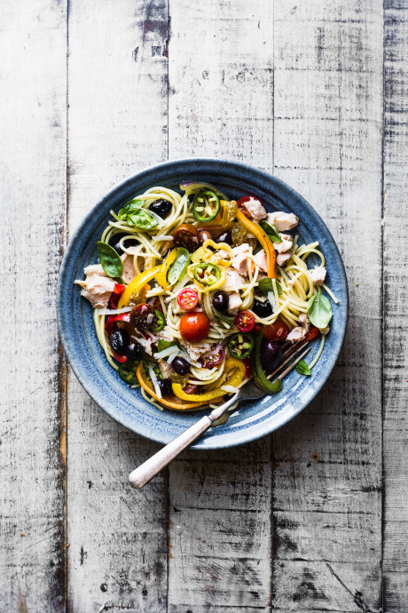 Spaghetti Peperonata with Tuna and Olives