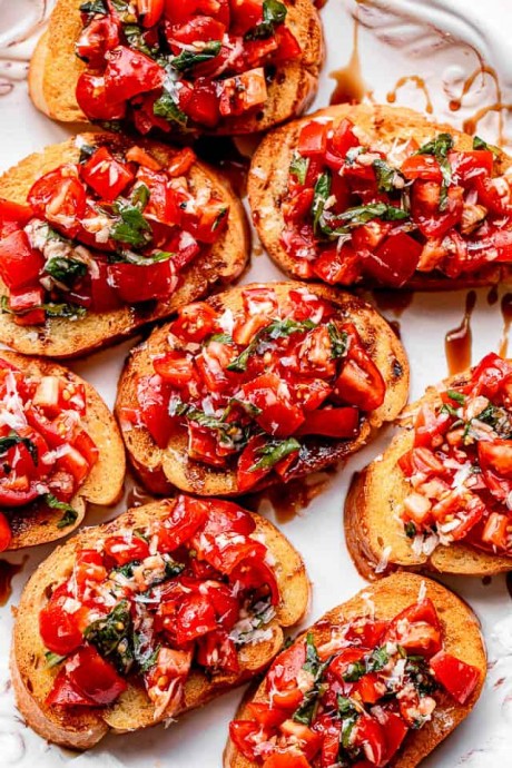 Easy Garlic Bread Bruschetta