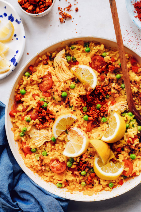 Easy Vegan Paella (1 Pan!)