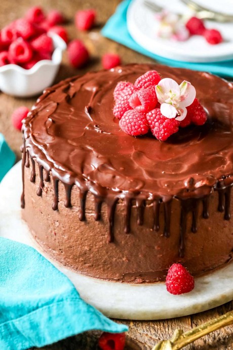 Chocolate Raspberry Cake