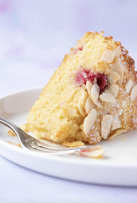 Quick and easy Raspberry Almond Cake