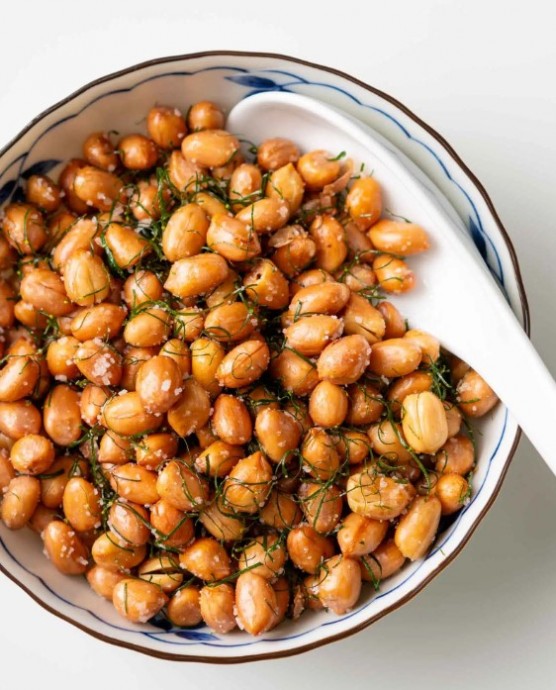 Salted Fried Peanuts – Crunchy and Addictive Snack