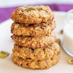 Vegan Carrot Cake Oatmeal Cookies