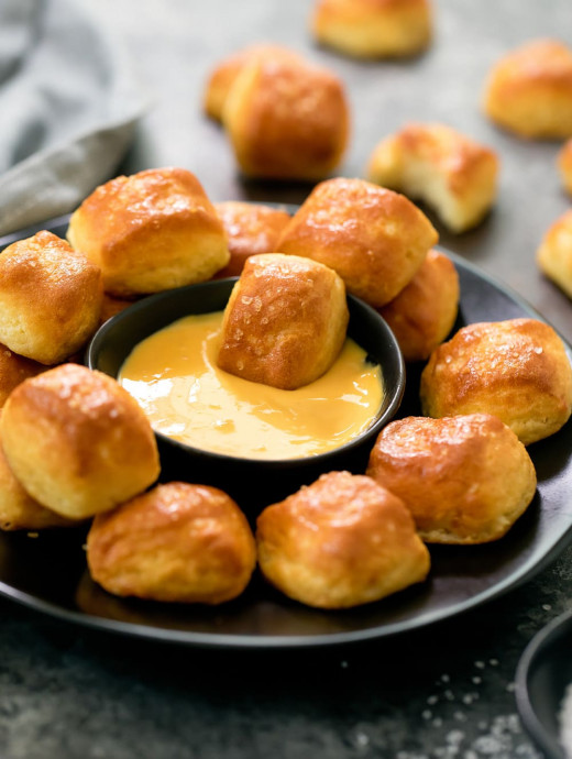 Low Carb Keto Soft Pretzel Bites