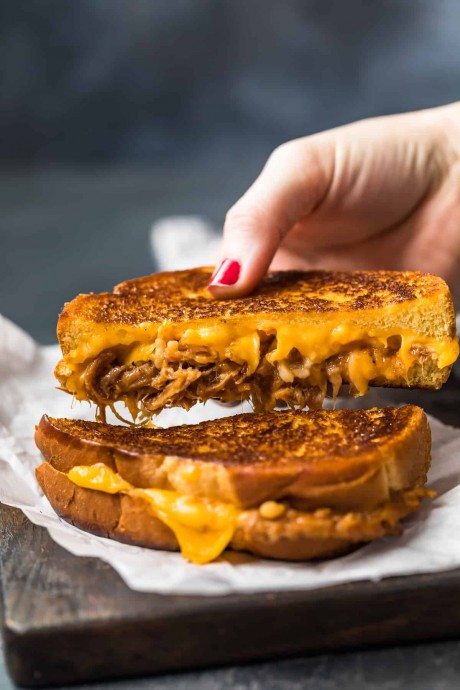 Pulled Pork Grilled Cheese Sandwich