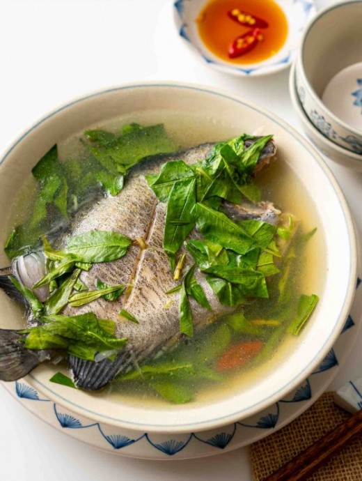 Simple Fish Soup with Vietnamese Coriander