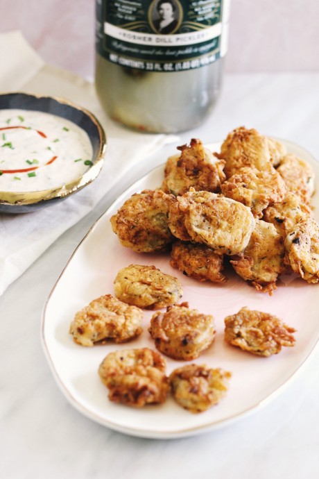 Fried Pickles with Homemade Sriracha Ranch Fried Pickles with Homemade Sriracha Ranch