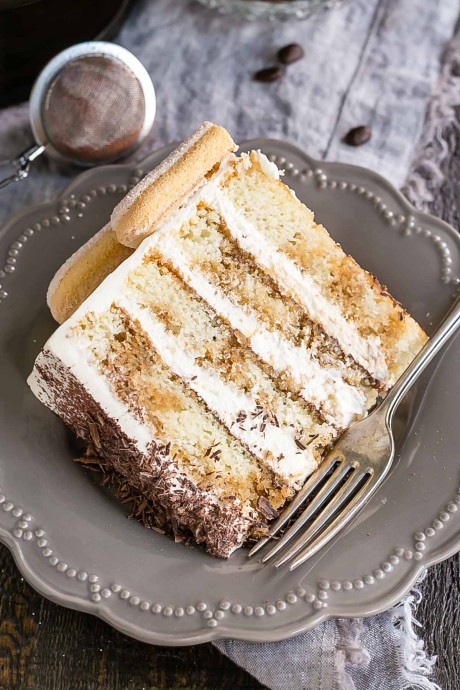 Tiramisu Cake