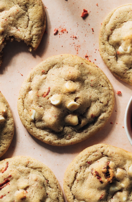 Strawberry White Chocolate Cookies