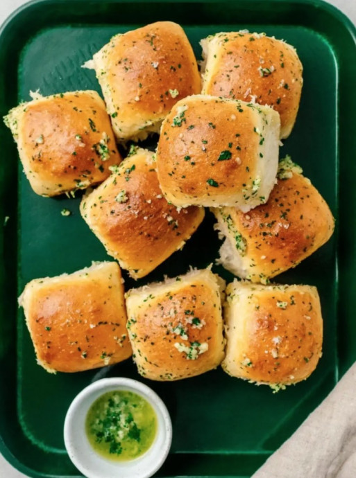 The Best Parker House Rolls