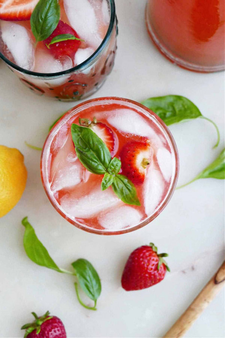 Strawberry Basil Lemonade with Honey