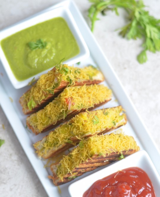 Bombay Masala Toast Sandwich