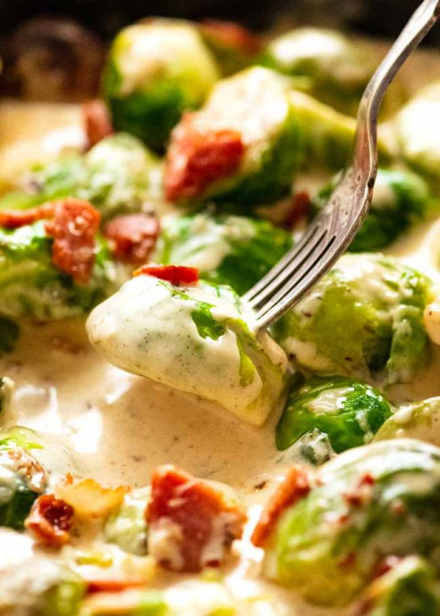Sautéed Brussels Sprouts in Carbonara Sauce
