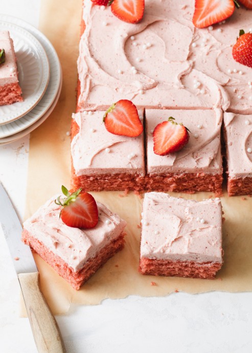 Fresh Strawberry Sheet Cake Fresh Strawberry Sheet Cake