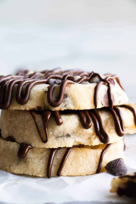 Chocolate Chip Shortbread Cookies