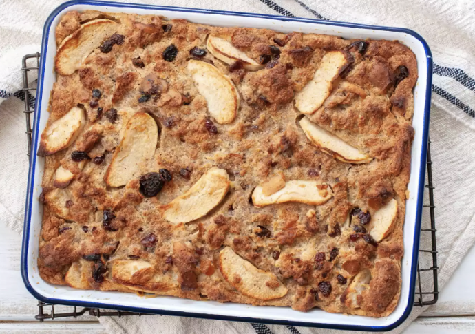 Apple Cinnamon Bread Pudding