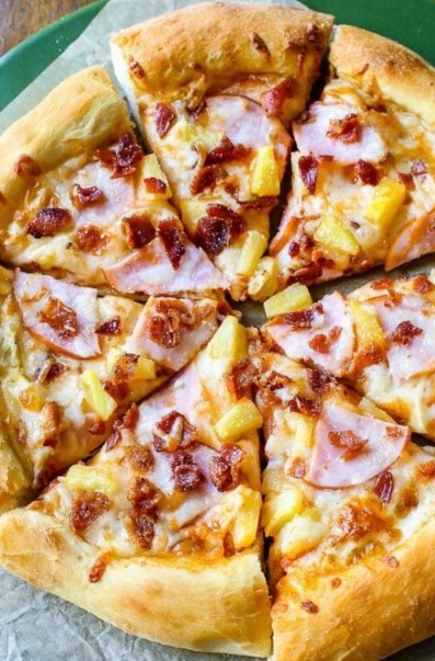 Hawaiian Pizza