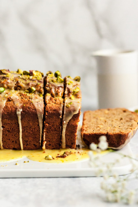 Pistachio Poppy Seed Orange Yogurt Bread