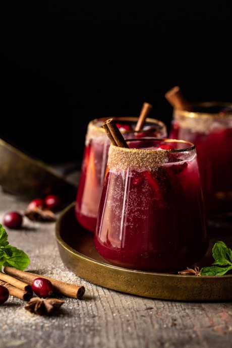 Fall Drink: Hot Spiced Cranberry Punch