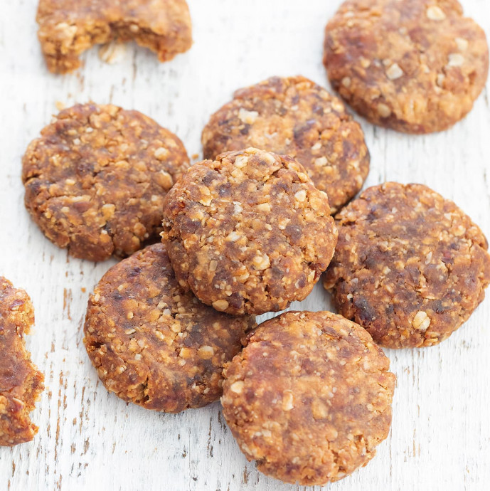 3 Ingredient Oatmeal Cookies (No Flour, Eggs, Refined Sugar Or Oil)