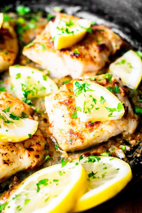 Broiled Cod with Lemon Garlic Butter Sauce