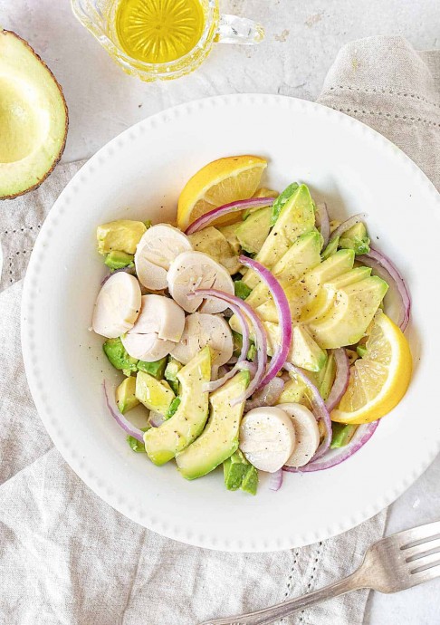 Hearts of Palm Avocado Salad