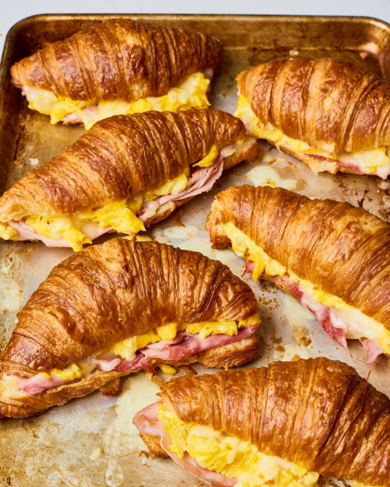 Make-Ahead Croissant Breakfast Sandwiches