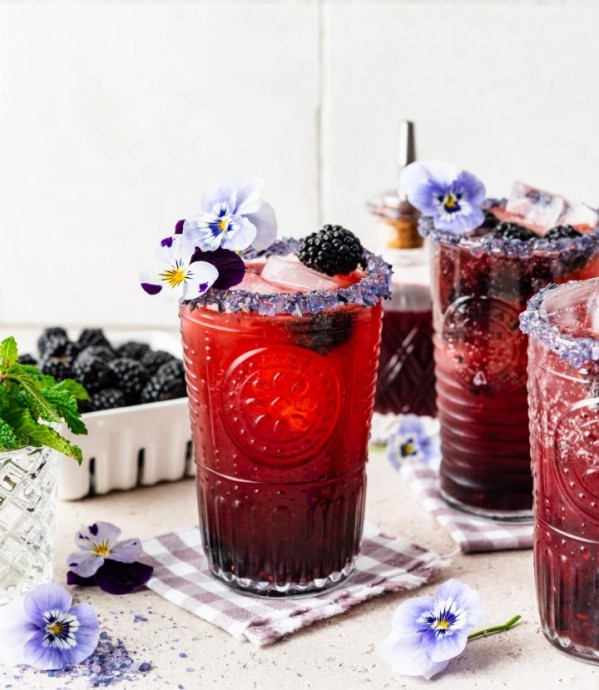 Blackberry Bourbon Smash Blackberry Bourbon Smash