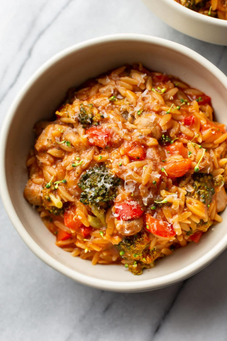 Tomato Orzo with Chicken Sausage and Broccoli