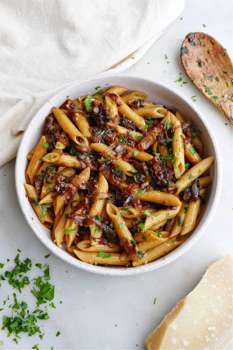 Balsamic Caramelized Shallot Pasta