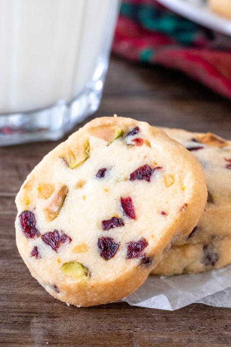 Cranberry Pistachio Shortbread