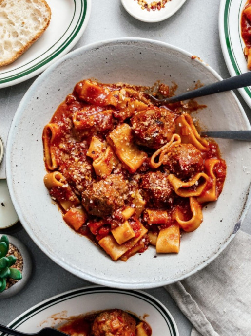 Instant Pot Pasta and Meatballs