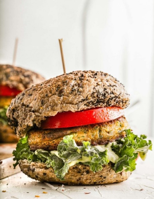 Flavor-Packed Easy Chickpea Burgers