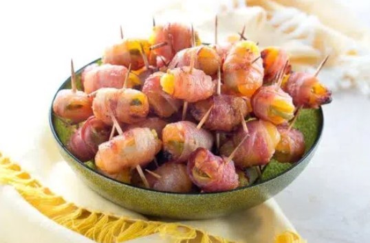 Bacon Wrapped Apricots with Jalapenos Bacon Wrapped Apricots with Jalapenos