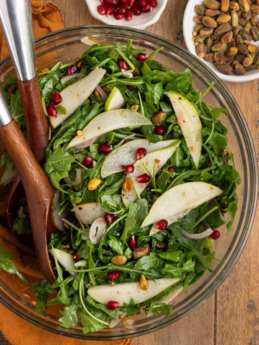 Arugula Pear & Pistachio Salad