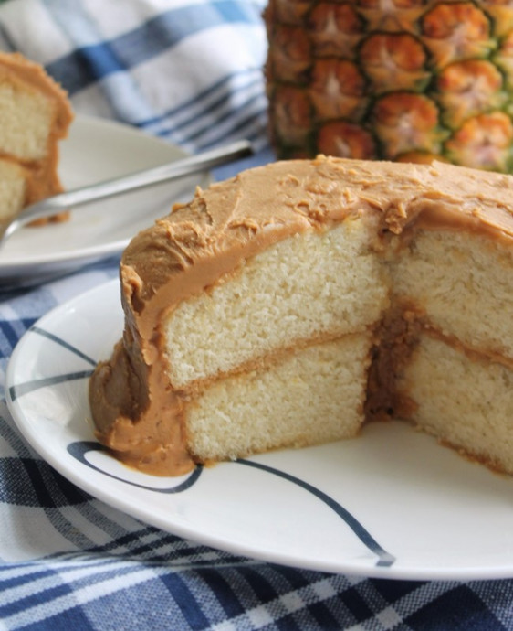 Vanilla Sponge Cake with Pineapple Filling and Caramel Frosting