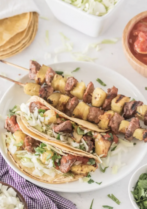 Grilled Pork and Pineapple Soft Tacos