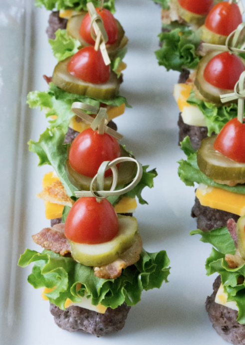 Mini Bun-less Cheeseburger Bites with Thousand Island Dip