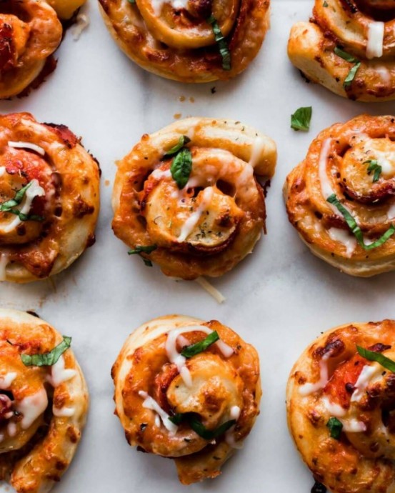 Pepperoni Pizza Rolls