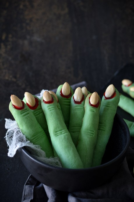 Creepy Witch Finger Cookies